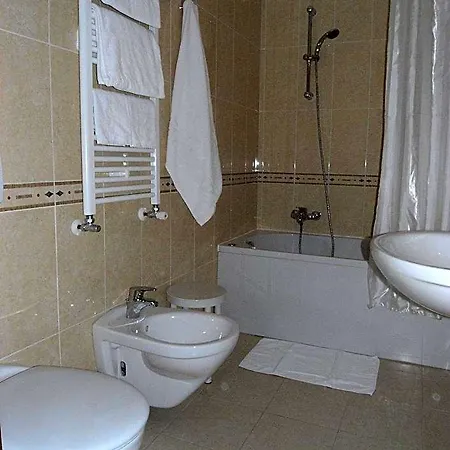 فندق Al Malcanton 2*
