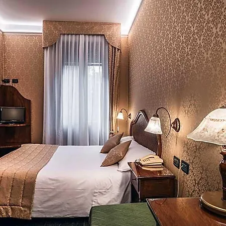 Al Malcanton البندقية