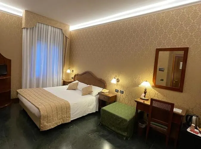 Al Malcanton Hotel 2*