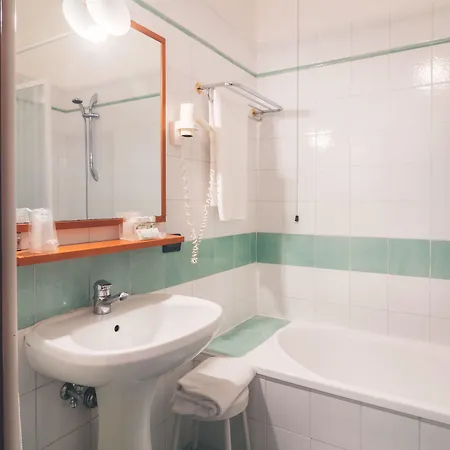 Al Malcanton Hotel 2*