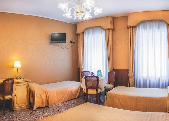 アル マルカントン 2* ヴェネツィア