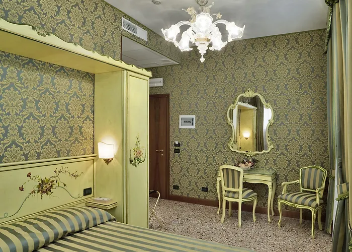 アル マルカントン 2*